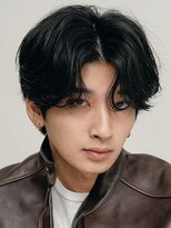 フィフス 大分(fifth)&nbsp;大分ニュアンスパーマメンズカットセンターパート毛流れマッシュ