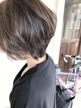 フランジェッタヘアー(Frangetta hair) ウルフレイヤー