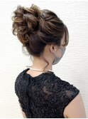 高めアップスタイル