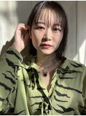 大人可愛い小顔丸み前下がりボブ