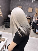 リル 溝の口(LiL)&nbsp;ホワイトブロンドベージュデザインカラー【溝の口駅】