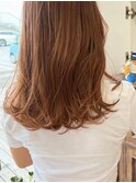 レイヤーミニウルフチェリーブラウンショート美髪前下がりボブ