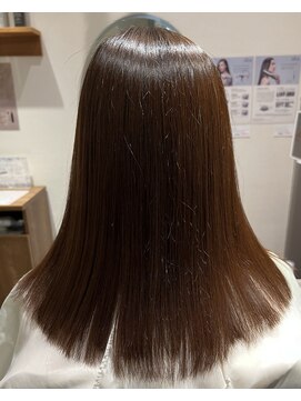 チェルシー 柏の葉キャンパス 髪質改善リローアトリートメント【縮毛矯正剤不使用】