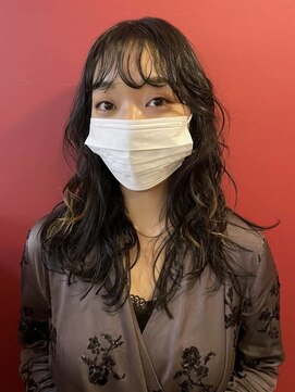 ノラキチジョウジ(NORA KICHIJOJI) ハイトーンカラー耳かけウルフボブフェイスレイヤーカット