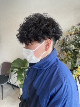 コウ(Kou) 「Kou(コウ)」#波巻きスパイラルパーマ