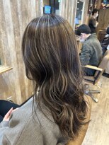 アトム(ATOM)&nbsp;【コントラストハイライト　グレージュ】