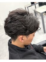 ノイセル 心斎橋(Noisyle)&nbsp;心斎橋フェザーパーマ×センターパート×韓国ヘア×ビジネスヘア