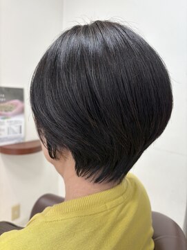 ラヴィータ(La vita) 大人女性のショートボブ