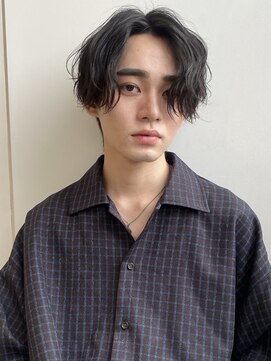 ユーフォリア 渋谷グランデ(Euphoria SHIBUYA GRANDE) ニュアンスパーマ　スパイラルパーマ　センターパート　MOMO