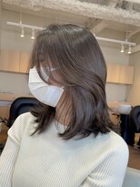 ザックジングウ 表参道(ZACC JINGU)&nbsp;ミディアム/レイヤーカット/ベージュ