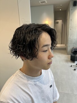 カケル(×.) メンズパーマ/スパイラルパーマ/波巻きパーマ
