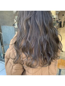 リタ(rita.) 大串弥生◎マットベージュ