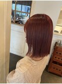 ピンクベージュ×ぱつっとボブ