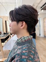 ネオリーブ クーロ メゾン 横浜(Neolive curro Maison)&nbsp;シースルーマッシュ　センターパートフェザーパーマMEN’S HAIR
