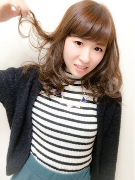 ローランド(Rowland) クリーミーベージュ☆セミロング