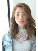 ハイトーングレージュの外国人風グラデーションカラー