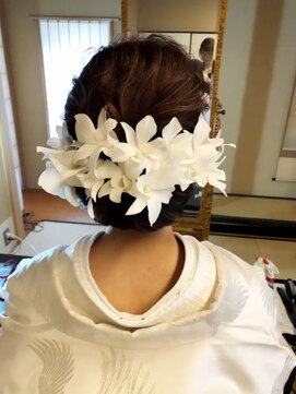エノモト(ENOMOTO) 白無垢波ウェーブ*生花アレンジ*ヘアセット 結婚式二次会花嫁