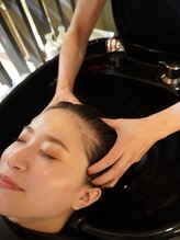 【亀島駅スグ】ヘアケアはもちろん、お肌のリフトアップにも効果的★癒されながら髪・頭皮のお悩みも解決！