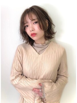 パーヴミックス アリー(Parve Mix ALLY) milk tea beige × fluffy styling