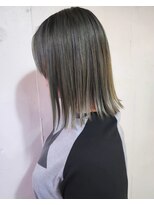 トリコ ヘアアンドケアスペース(trico hair&care space) ニュアンスカラー/カーキベージュ