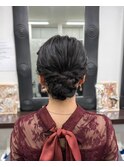 パーティーヘアシンプルシニヨン