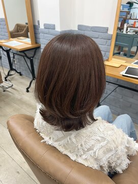 リープ(leap hair) ミディアムレイヤー × オリーブベージュ
