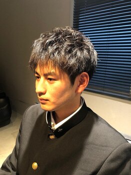 メンズヘアー スパイス 鍋島(Men's Hair SPICE)の写真/【学割U24★HAIRCUT＋TREATMENT¥3500】トレンドと理想をマッチングさせ、誰よりもカッコイイStyleを提供☆