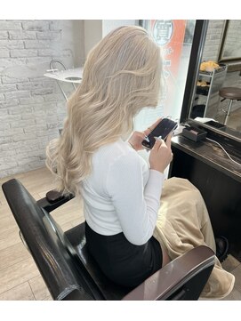 リンドトウキョウ ウメダ(LINDO TOKYO) 梅田/茶屋町/ホワイトカラー/ブロンド/ブリーチ