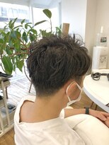 ヘッズ 本八幡店(HEADS)&nbsp;MEN'S HAIR  センターパート　ツイストスパイラル　コンマヘア