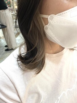 クロップ エス 湘南辻堂(crop es) cropes辻堂谷川 ミルクティーインナーカラー