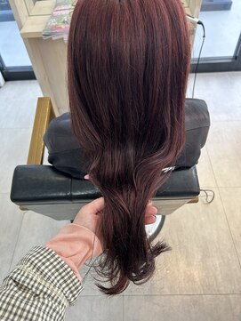 シャルムヘアー(charme hair) ブリーチなしダブルカラーでつくるカシスレッド