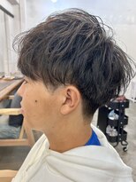 ファルベ(Farbe) ニュアンスパーマ/センターパート/ベリーショート/アッシュ