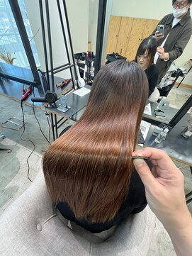ラヴィエ(RAVIE) 【半田・髪質改善】縮毛矯正/トリートメント/マンツーマン