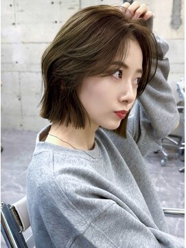 サイン 渋谷(SIGN) オリーブベージュレイヤーカットグレージュブリーチ無し