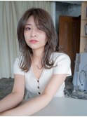 大人セミロングレイヤー×アッシュベージュ