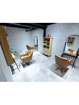 【深井駅徒歩5分】髪と肌をいたわるダメージレスにこだわりあり◎落ち着いた店内でマンツーマン施術♪