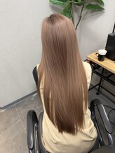 エレクシィ(ELEXY) ライトブラウンベージュ　ロングスタイル