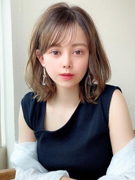 ラルユー 金山(LallYou) 2wayバングでイメチェン！顔まわりレイヤーくびれヘアが人気