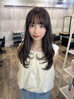 トリップ 大名(Trip)&nbsp;透明感オリーブベージュ×レイヤースタイル♪