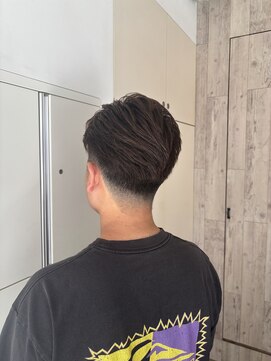 ディシェーレローブ(die Schere Lob) 清潔感×立体感 短髪