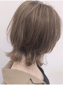 くびれボブレイヤー/外ハネミディアム