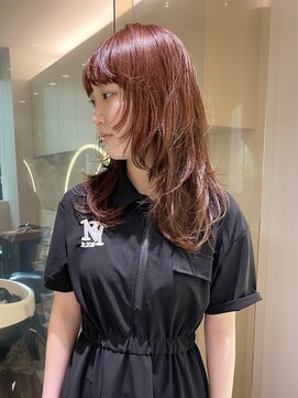 レッドブラウン×ミディアムレイヤー