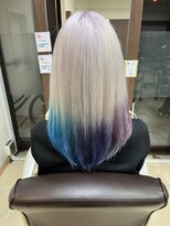 美容室ステラ 東大宮店&nbsp;ホワイト×裾カラー