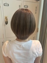 ニコ(NICO by KENJE)&nbsp;丸みシルエットの大人可愛いショート