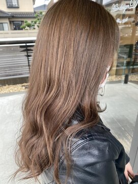 ヘアーデザイン ディードット(Hair design D.) おベージュ