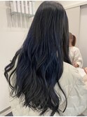 ネイビーカラー
