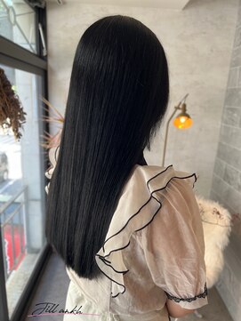 ジル アンク(Jill ankh) 《Jillankh 姫路駅前》ネイビーグレー　暗髪　赤み消し　ロング