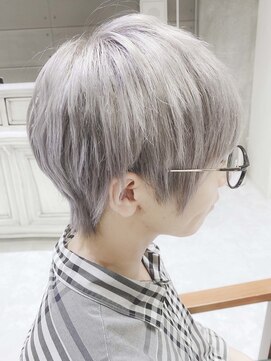 デイズ(days) シルバーカラーマッシュウルフショート　ツイストスパイラル