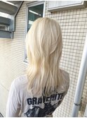 ホワイトカラー×ウルフカット