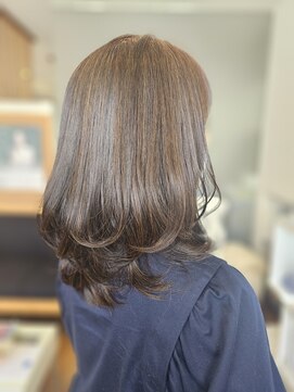 ビフィーノ イーリス 川西店(bifino iris) ミディアムレイヤー